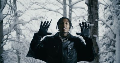 GAX_rBxasAAFZ_R (1).jpeg