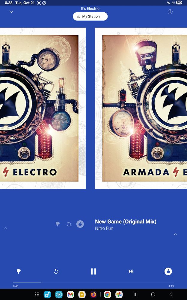 Screenshot while swiping between repeated song