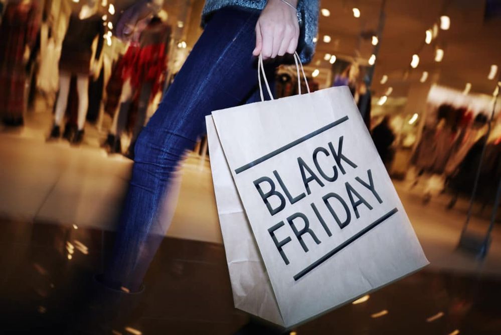 black-friday-shopping-deals-1068x713.jpg