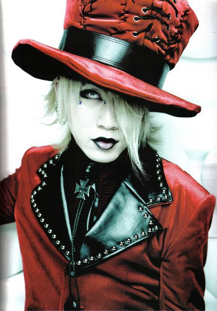 the-GazettE--Ruki-the-gazette-69555_446_640.jpg